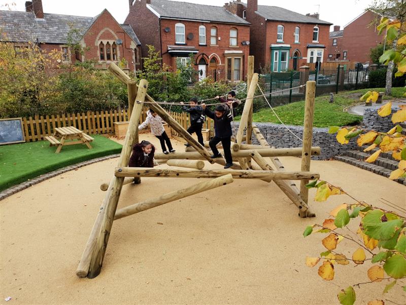climbing frames for primary schools