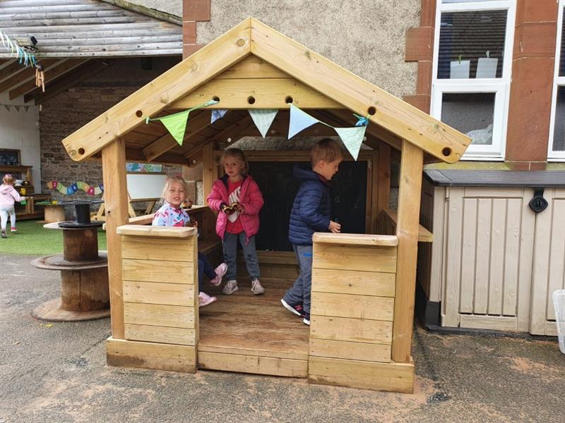 playground playhouses for primary schools