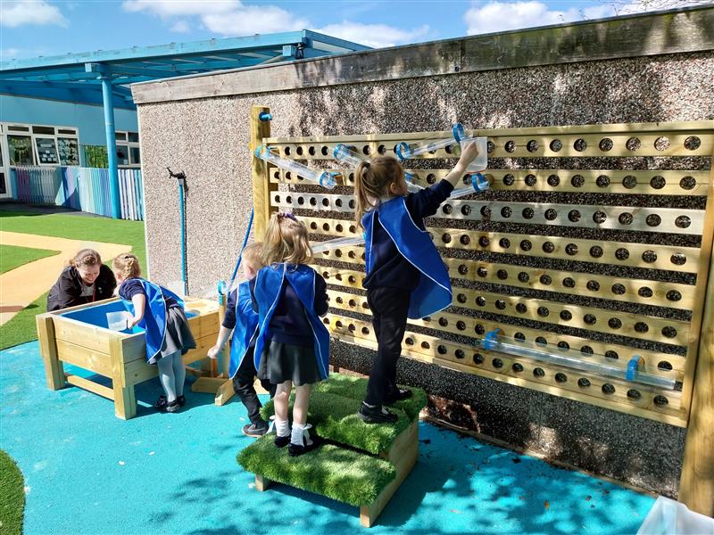 outdoor water wall for primary school playgrounds