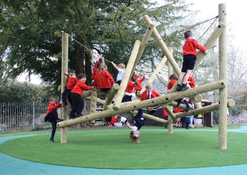 Trim Trails and Climbing Frames For Schools Pentagon Play
