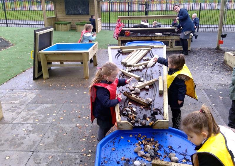 Imaginative and Creative Playground Equipment Pentagon Play