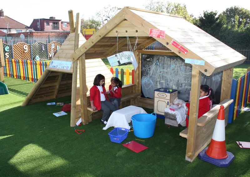 Den Making Equipment and Playhouses For 