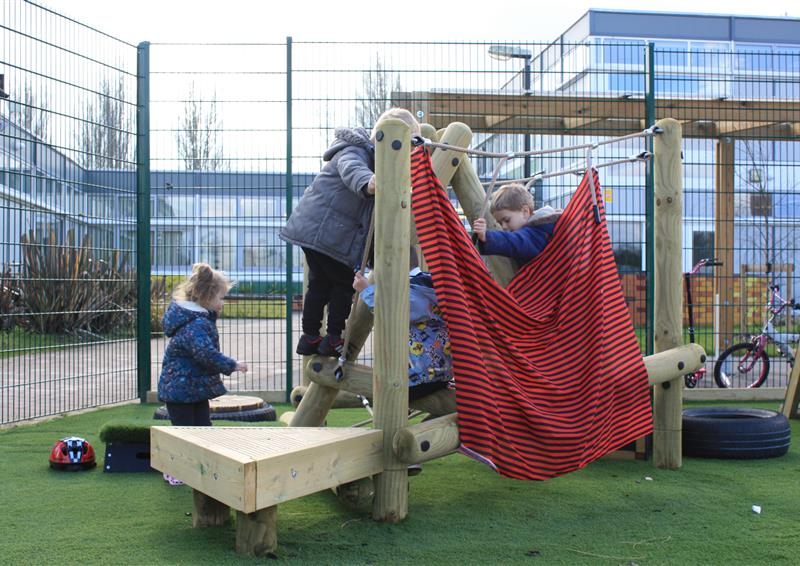 Outdoor Climbing Frames For Schools Pentagon Play