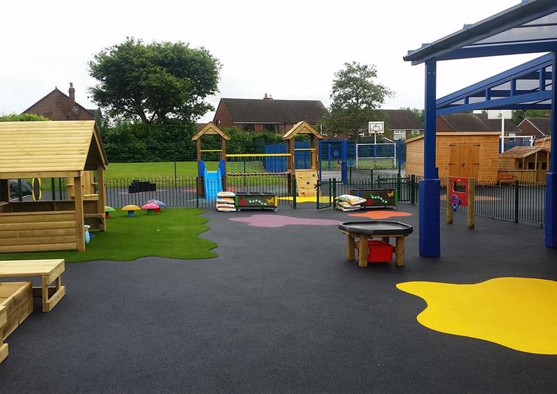 Special Needs Outdoor Playground Equipment Pentagon Play